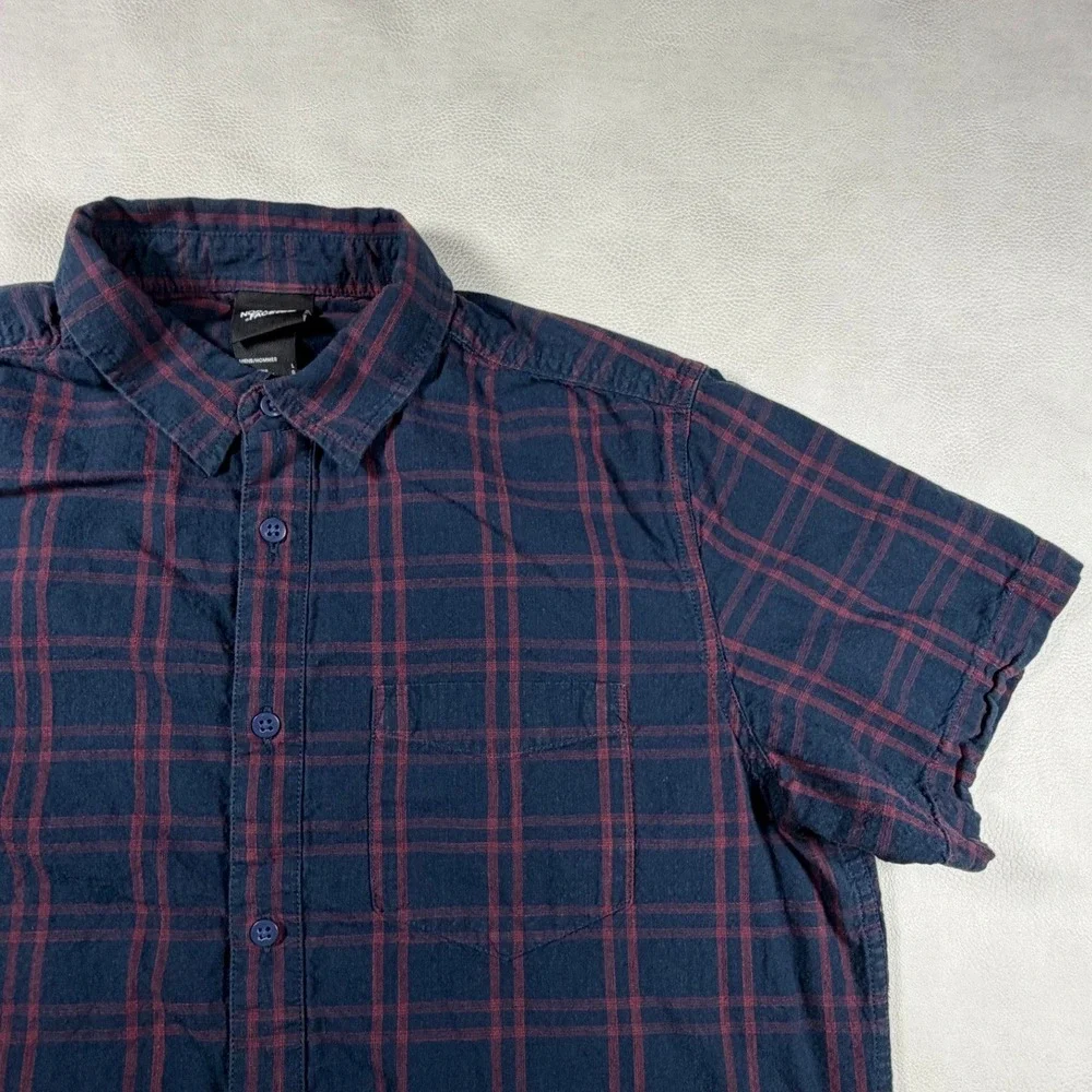 The North Face Mens Large Plaid Short Sleeve Button Down Shirt Navy‎ Burgundy